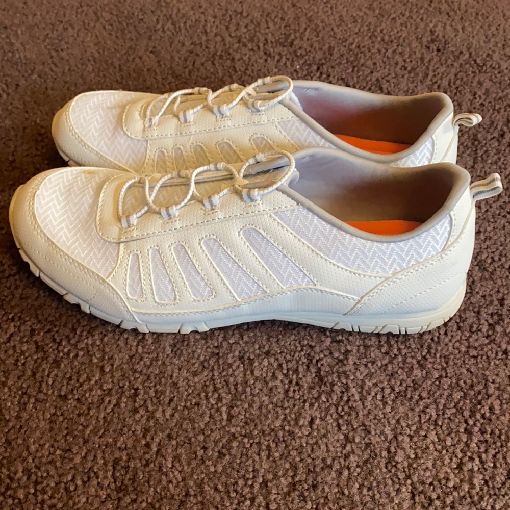 Cheer shoes